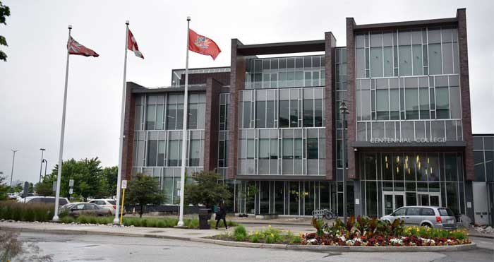 Здание Centennial College в Канаде